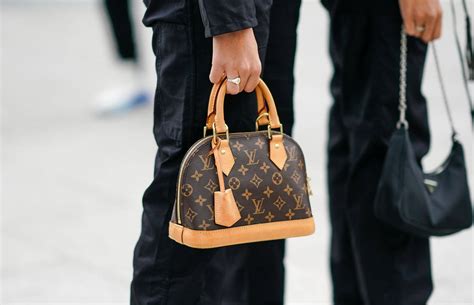 louis vuitton paris handbags price